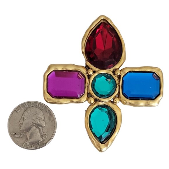 Vintage 80’s Mogul Style Lucite Maltese Cross Pin Brooch, K491 - Picture 5 of 7